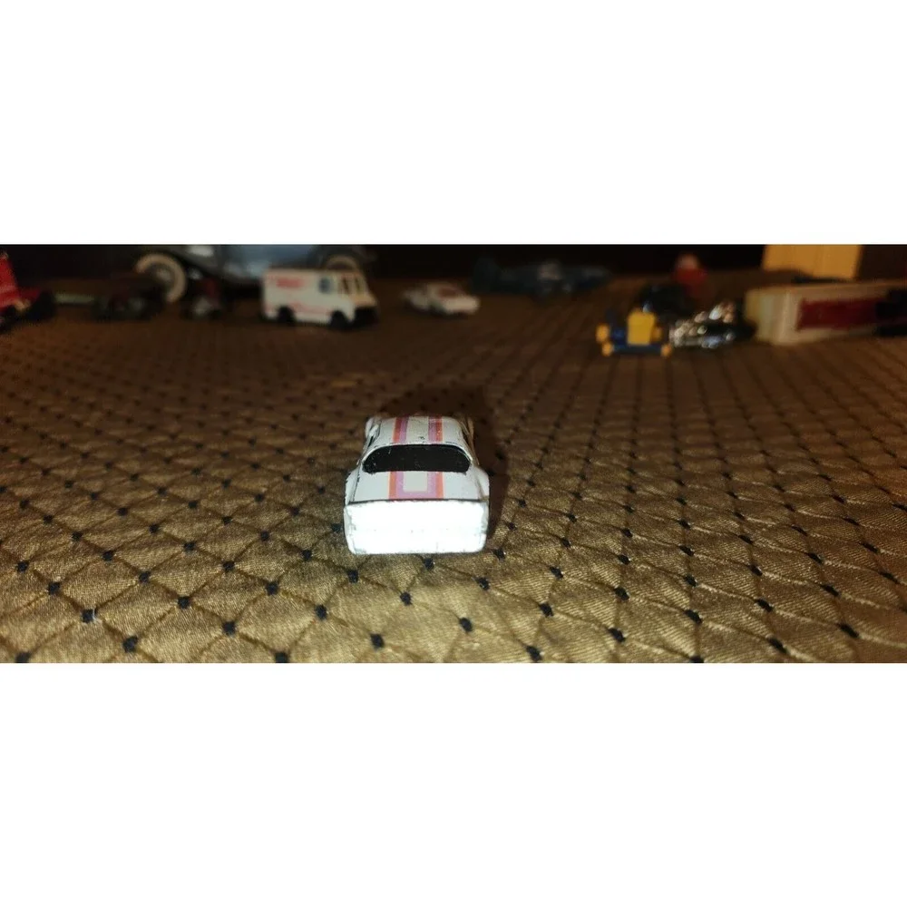 Hot Wheels Camaro Z-28 Mattel Gold Wheels 1982 Vintage 